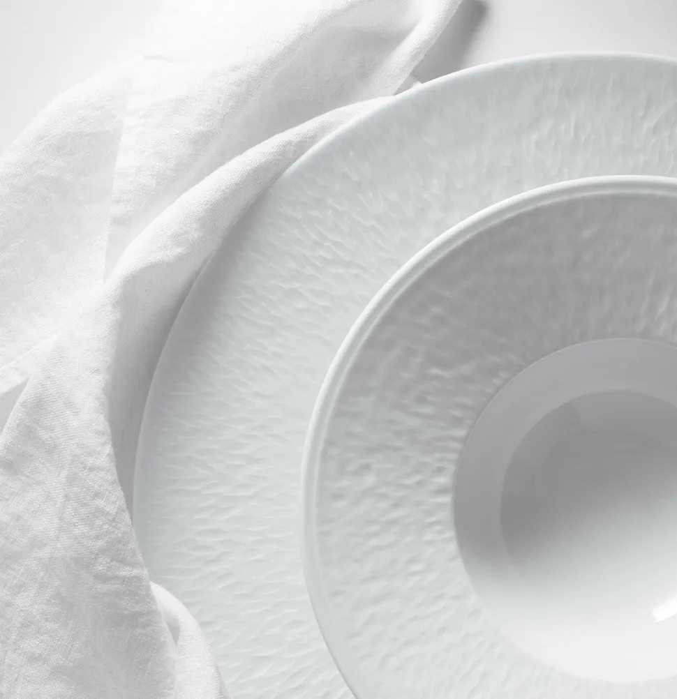 Assiette plate à aile gravée 22 cm Minéral Raynaud