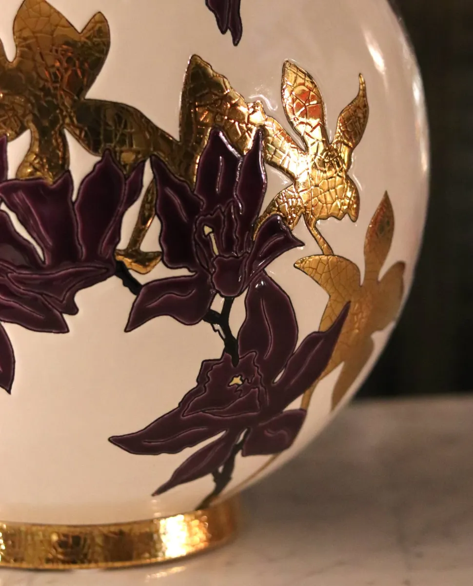 Boule coloniale à l’ombre des fleurs Émaux de Longwy