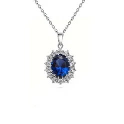 Collier médaillon royal cristal bleu saphir