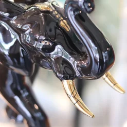 Éléphant chargeant Multant Émaux de Longwy