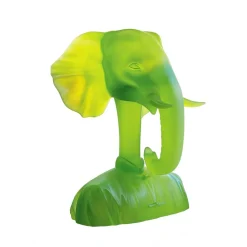 Sculpture people belong to Éléphant Chen Changwei Daum