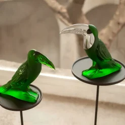 Sculpture Toucan vert tamponné platine Lalique