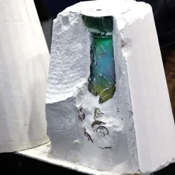 Vase roses bleu mauve daum